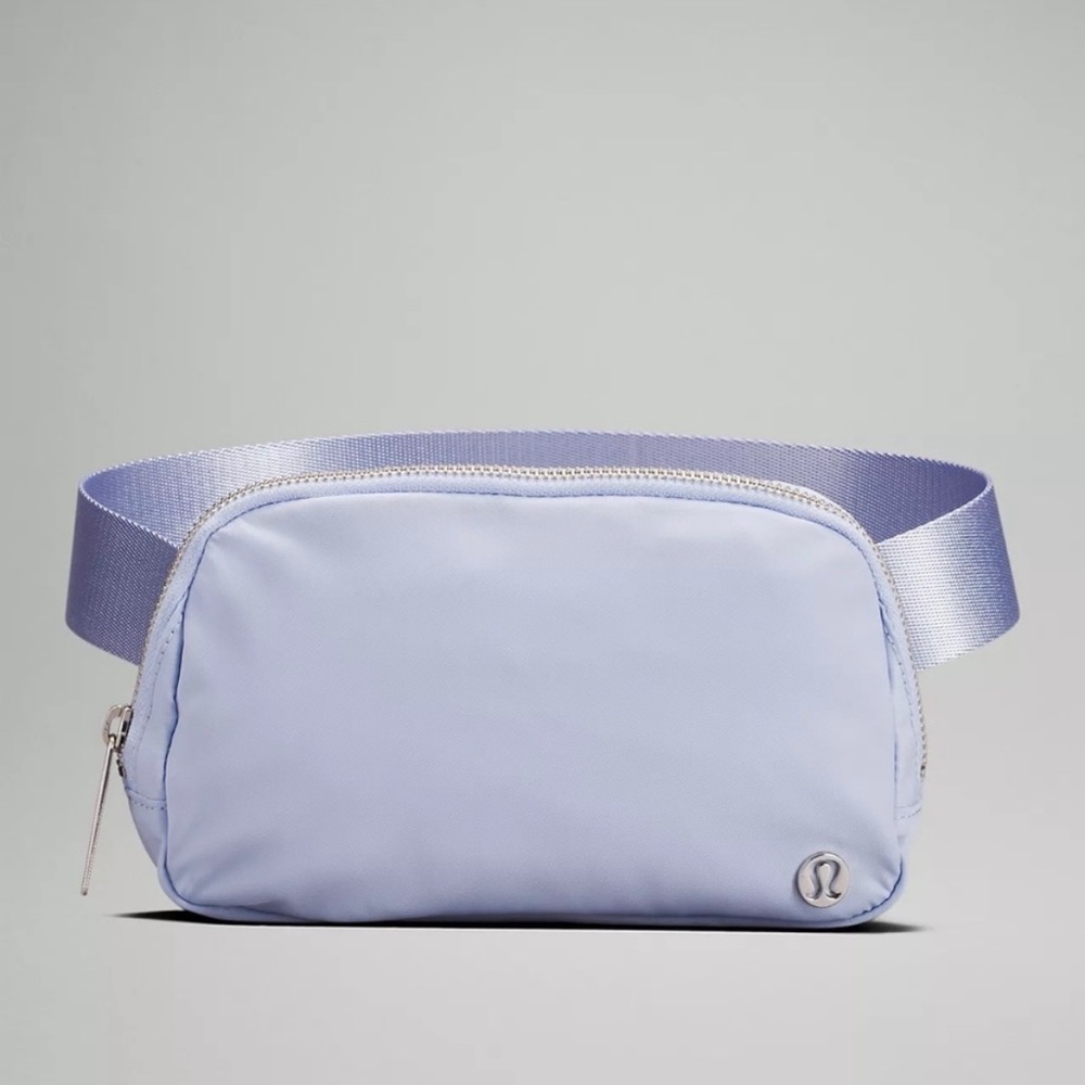 Lululemon Everywhere Belt Bag (Pastel Blue- 1L)